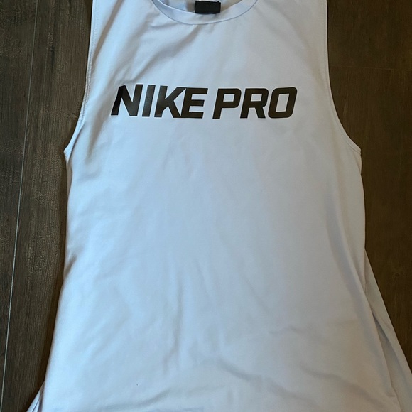 Nike pro tank top - Picture 4 of 6